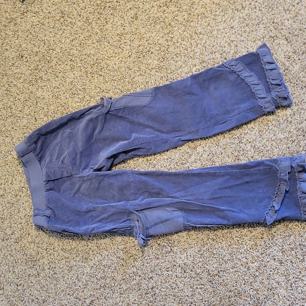 Naartjie kids plum colored corduroy pant, size 8